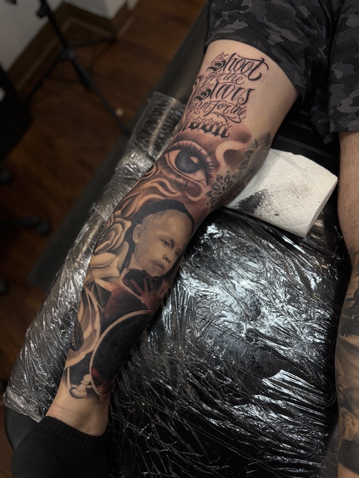 Script Eye Sleeve
